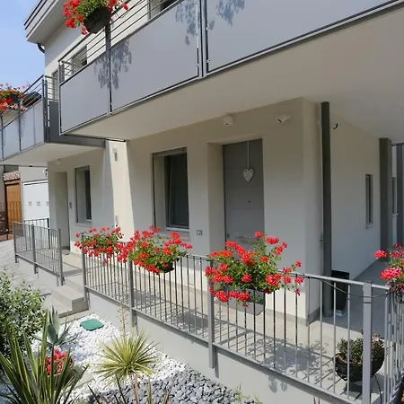 Db - Dabasso アパート *